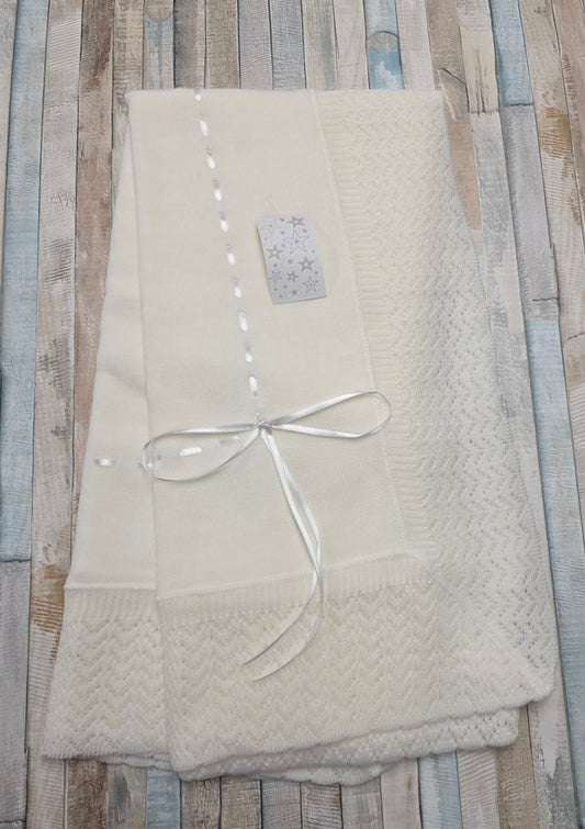 Unisex Baby White Knitted Shawl