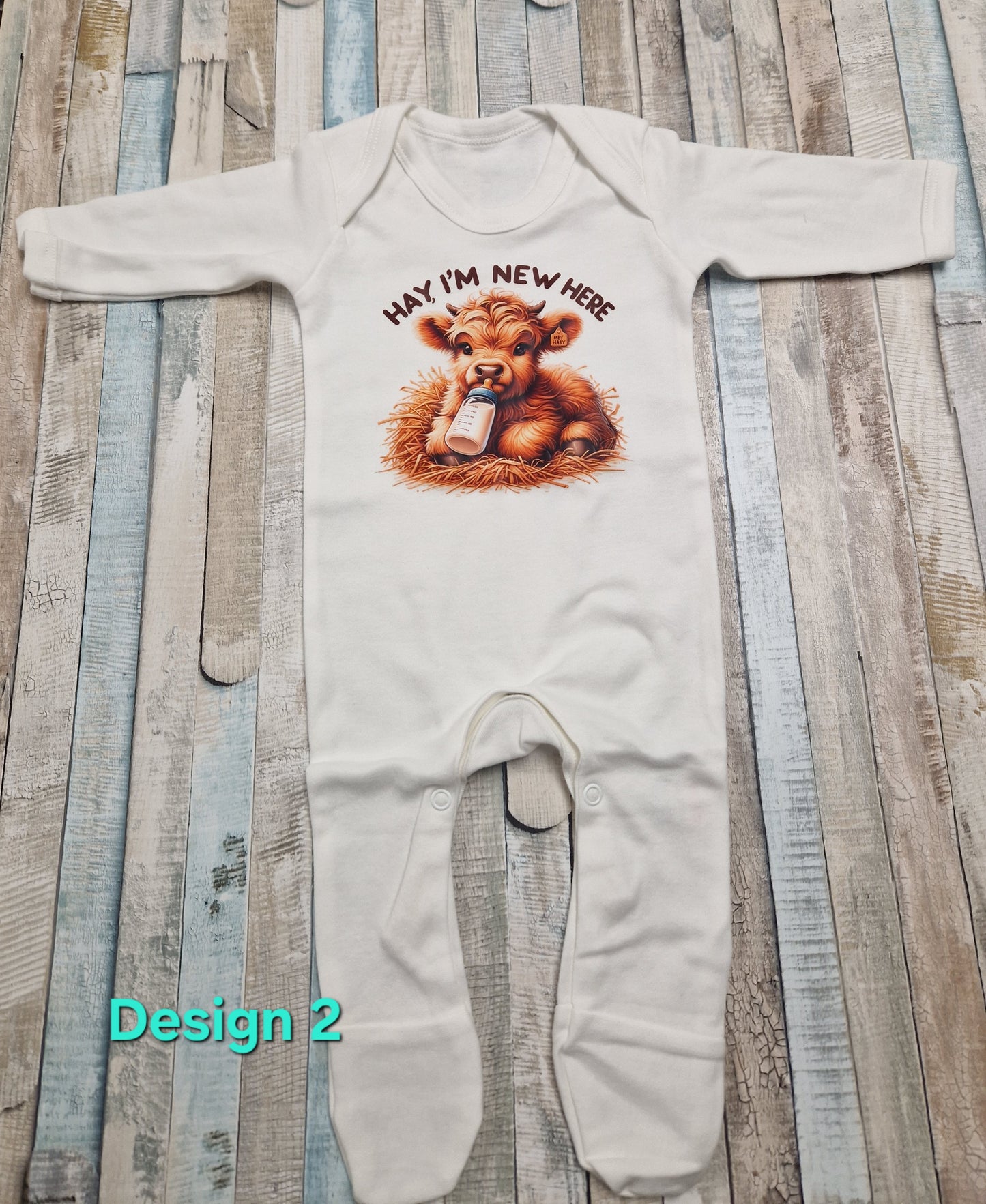 Unisex Baby Highland Cow Hay Im New Here Printed Newborn Babygro