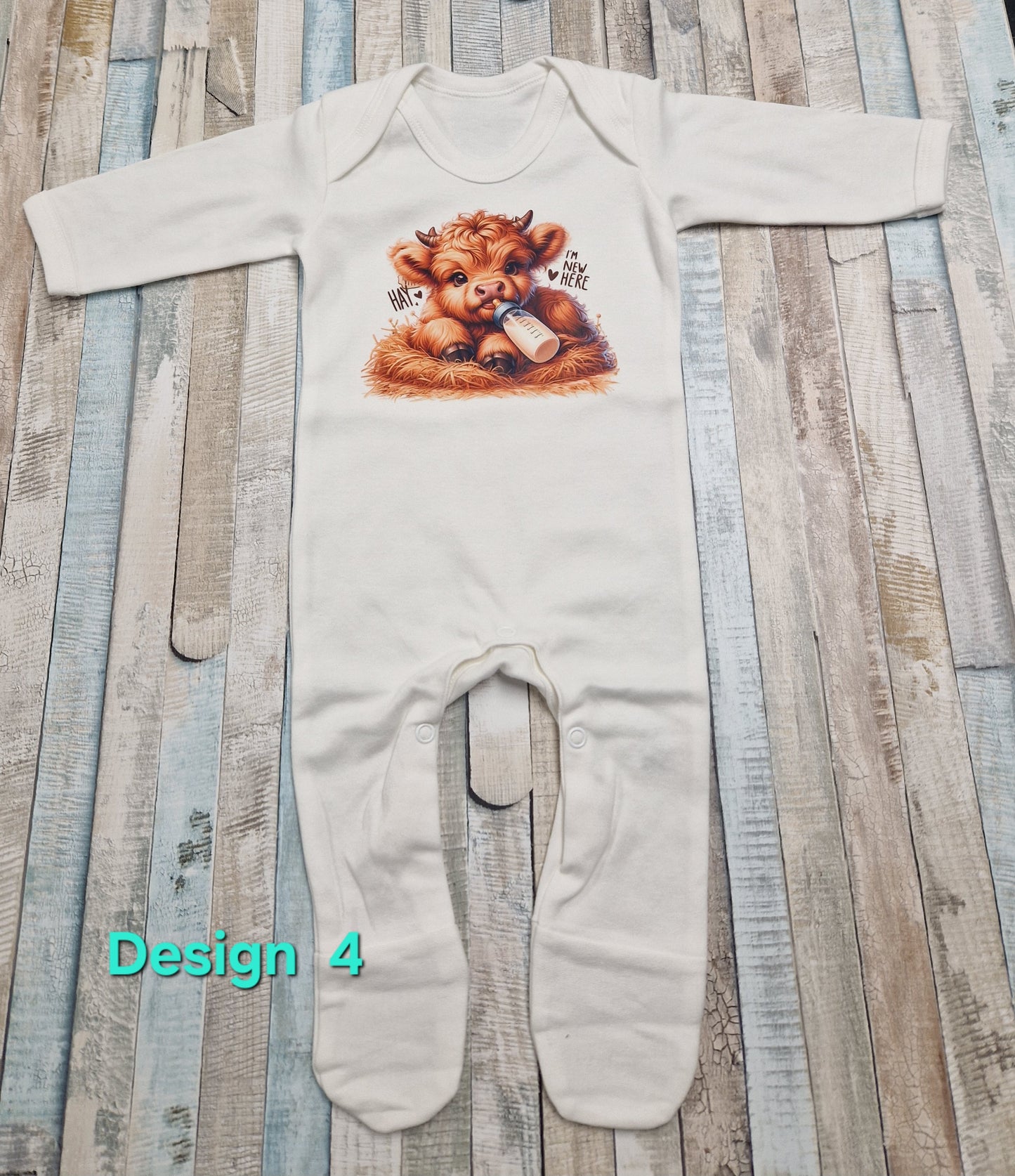 Unisex Baby Highland Cow Hay Im New Here Printed Newborn Babygro