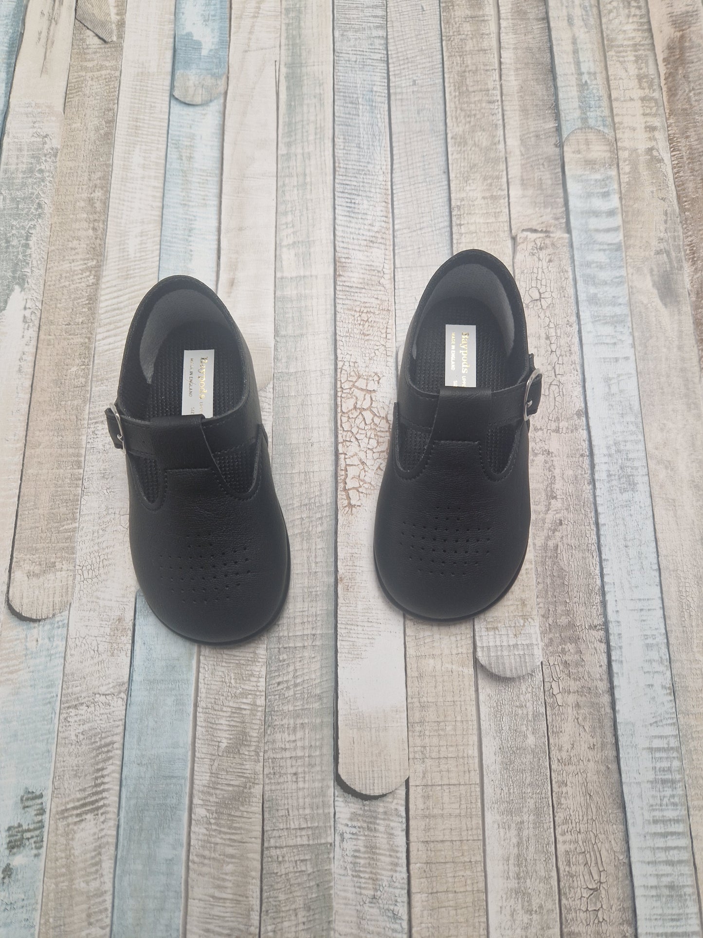 Nana's Special Buys Black Dimple Hard Sole Baypod Shoe