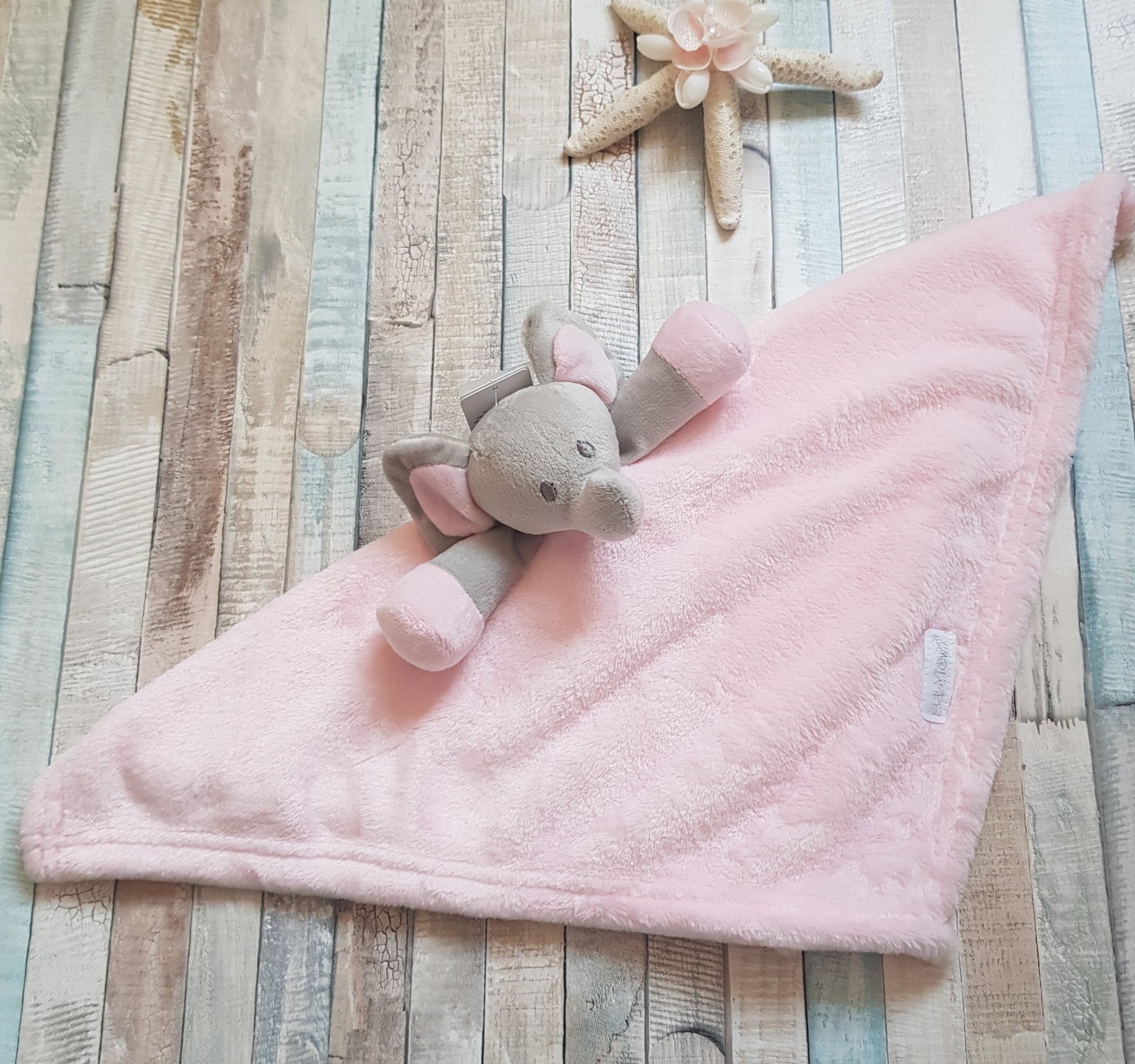 Novelty Baby Elephant Comforter - Nana B Baby & Childrenswear Boutique
