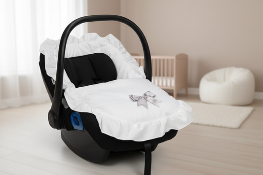 Unisex Baby White 3 Point Harness Car Seat Footmuff With Grey Satin Bow