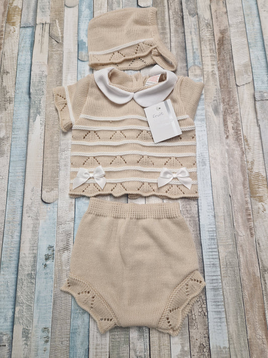 Unisex Baby Beige And White 3 Piece Knitted Set