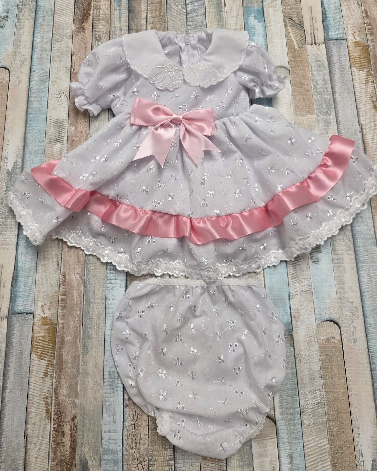 Nana 's Special Buys Baby Girls White And Pink Broderie Anglaise Dress And Pants Set