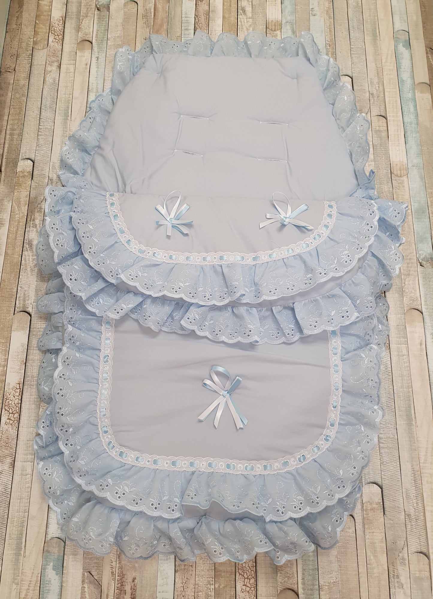 Blue & White Broderie Anglaise 3 Bow Footmuff