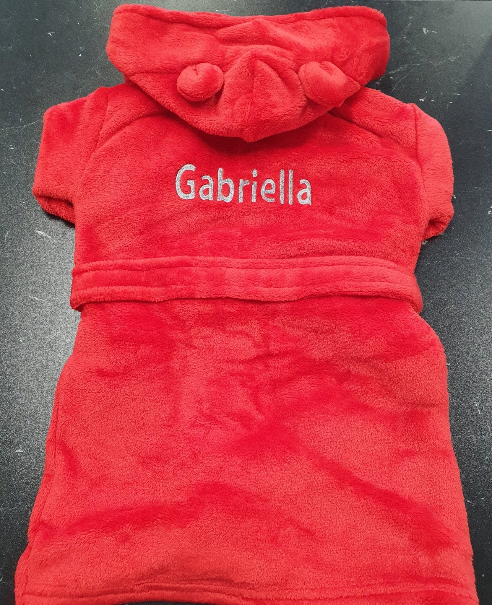 Baby red dressing clearance gown