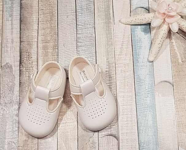 White Dimple Soft Sole Pram Shoe - Nana B Baby & Childrenswear Boutique